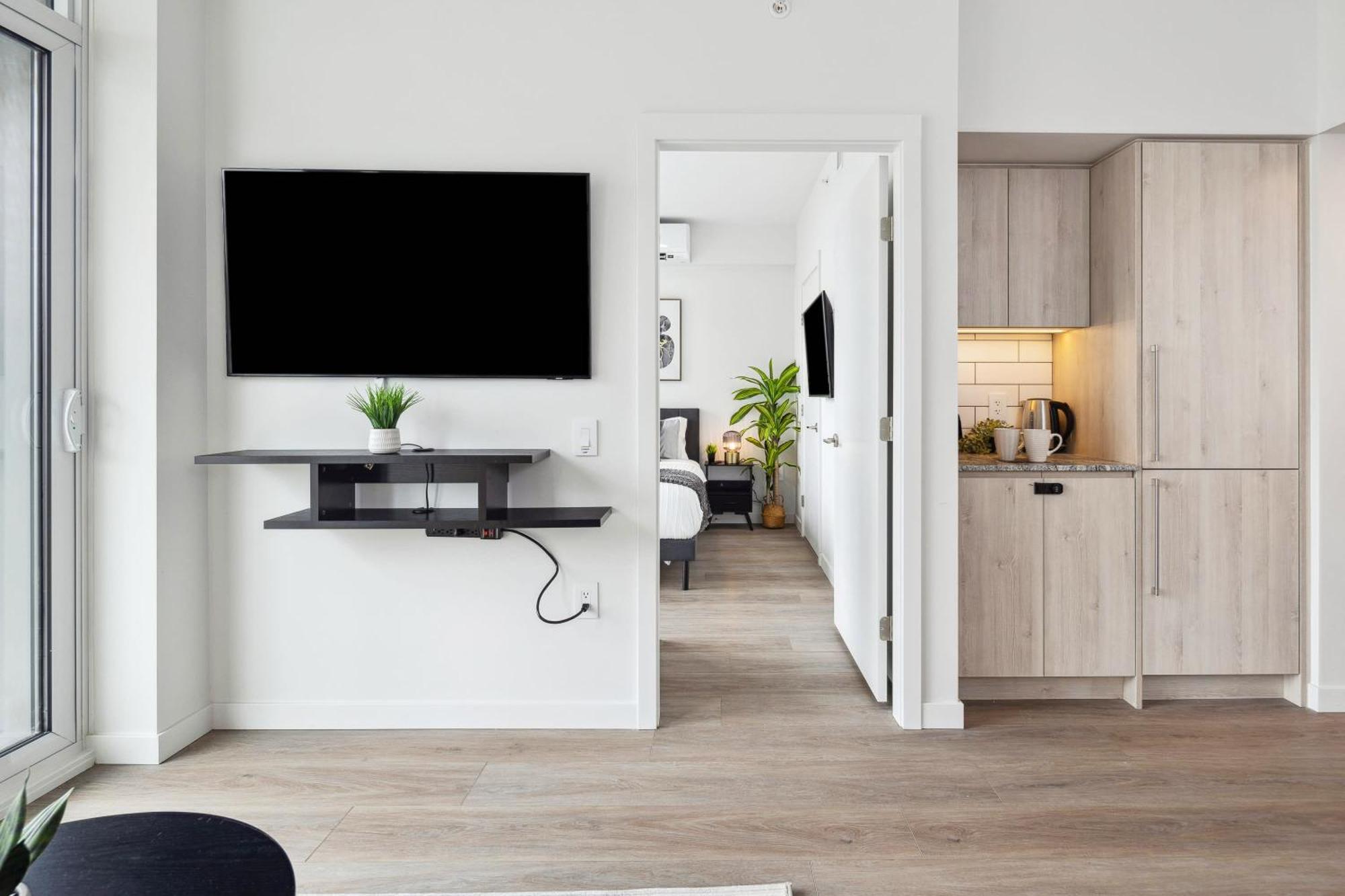 Brand New City Apt In Downtown Vancouver Exterior photo