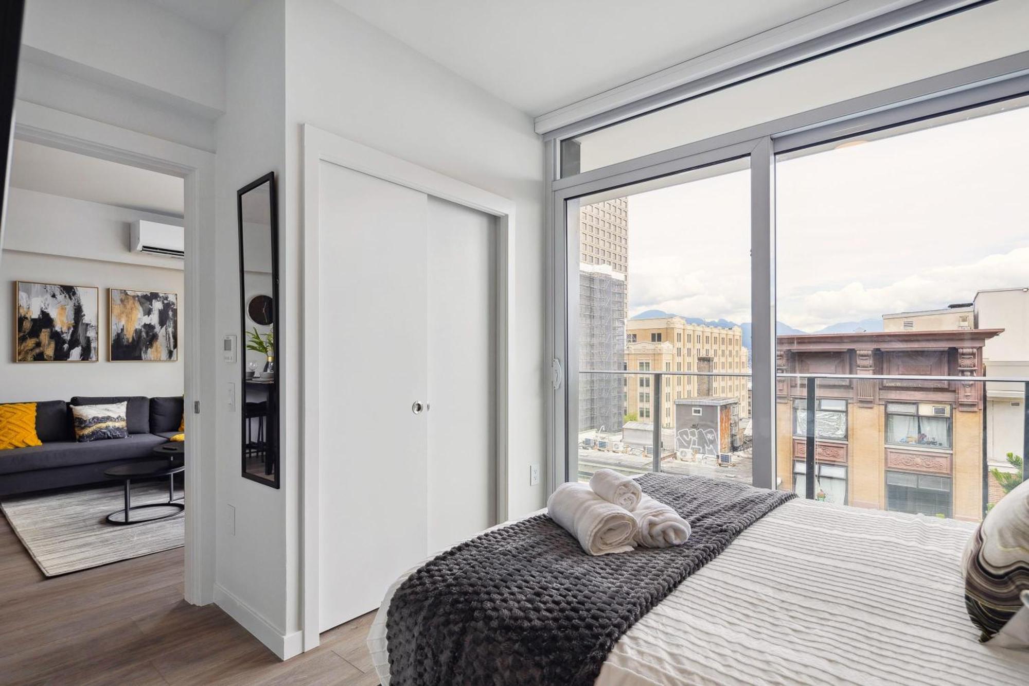 Brand New City Apt In Downtown Vancouver Exterior photo